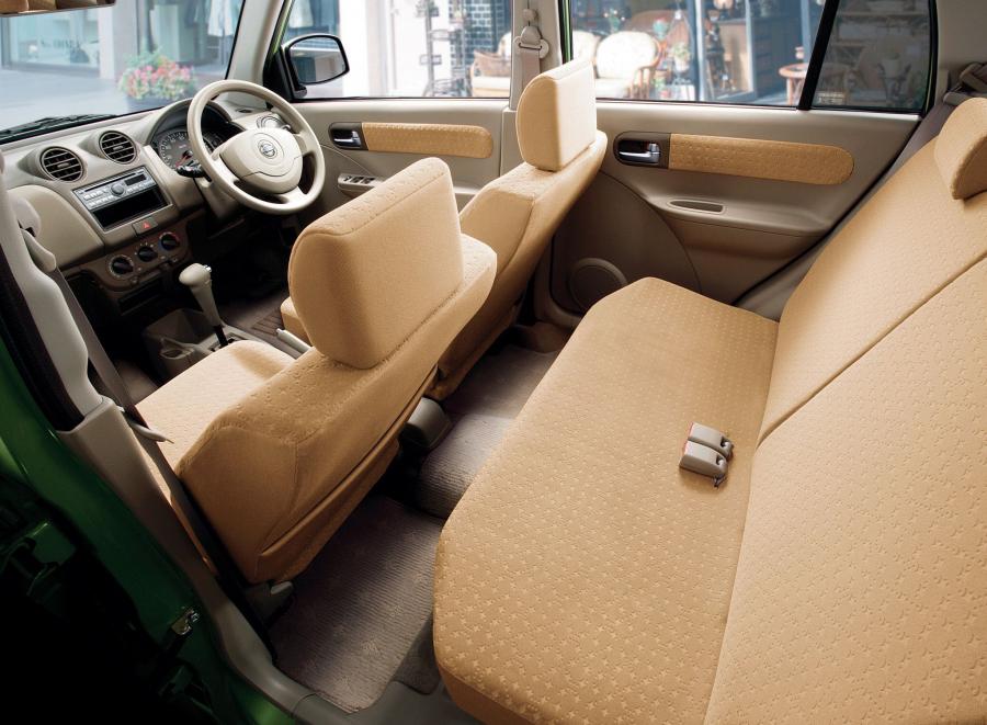  Nissan Pino 2004 года  (фото 5 из 6)